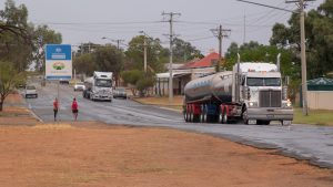 Fresh water arrives in Menindee